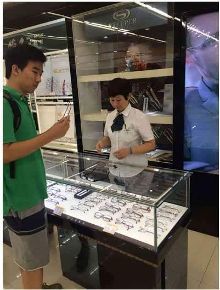 暑假打响眼镜销售战 思柏眼镜脱颖而出